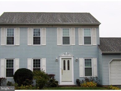 210 Abbey Dr, Royersford, PA 19468 - photo 2