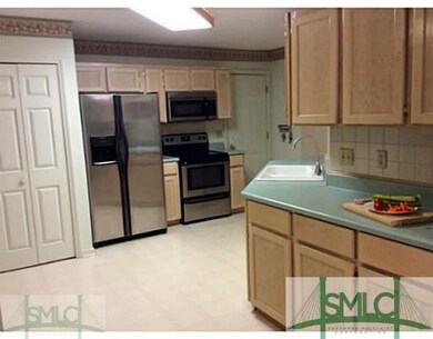 Kitchen. Spacious and amazing kitchen with new sta
