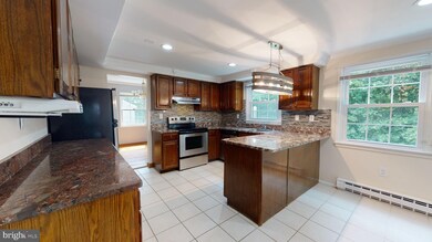 15008 Narrows Ln, Bowie, MD 20716 - photo 5