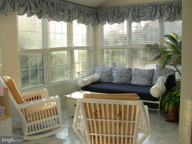 42457 Unicorn Dr, Chantilly, VA 20152 - photo 5