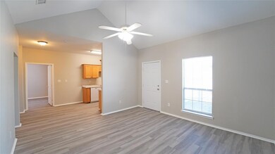 112 Collett Ct, Weatherford, TX 76088 - photo 4