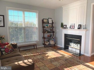 24 Honey Locust Ct, Lafayette Hill, PA 19444 - photo 3