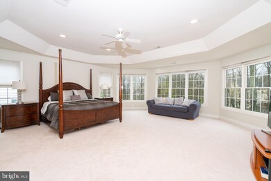 43427 Mountcastle Dr, Chantilly, VA 20152 - photo 7