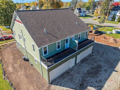 422 4th St, Green Bay, WI 54304 - photo 5