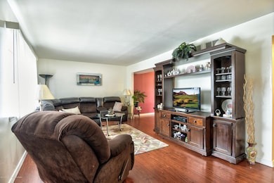 C648005D-2574-4DA1-8D19-1A75C4D8C375