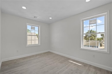 107 Sisson St, Providence, RI 02909 - photo 5