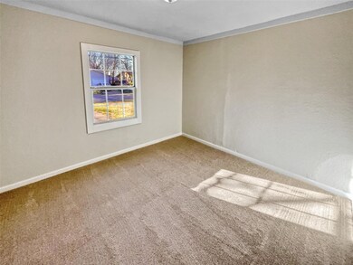 1016 Williams Ave, Cleburne, TX 76033 - photo 4