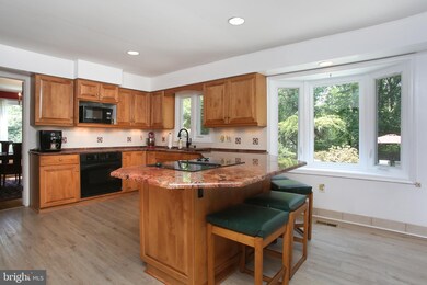 54 Warden Rd, Doylestown, PA 18901 - photo 5