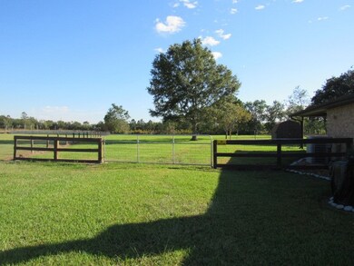 2474 County Road 529, Alvin, TX 77511 - photo 4