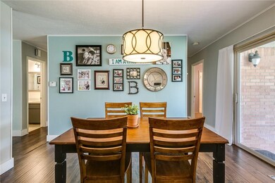 807 NW 9th St, Bentonville, AR 72712 - photo 6