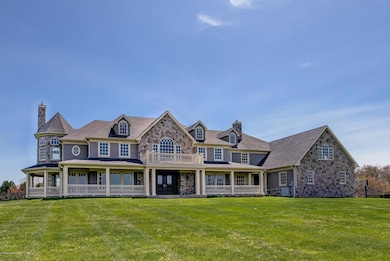 7 Hambletonian Dr, Colts Neck, NJ 07722 - photo 2