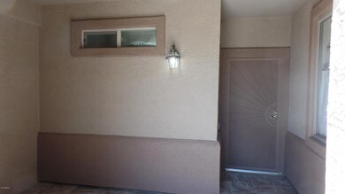 2602 N Lema Dr 003