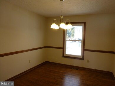 8107 Arrowhead Ct, Frederick, MD 21702 - photo 7