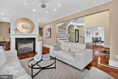 9715 Singleton Dr, Bethesda, MD 20817 - photo 5