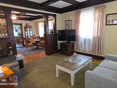 410 S 9th Ave, Yakima, WA 98902 - photo 3