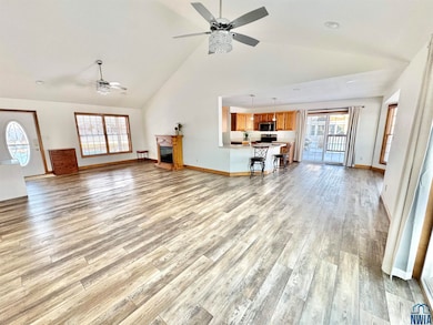 504 Colfax Ct, Sergeant Bluff, IA 51054 - photo 4