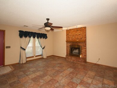 2617 S Maple Ave, Broken Arrow, OK 74012 - photo 4