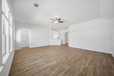 20063 Poppy Hills Ln, Cleveland, TX 77327 - photo 3