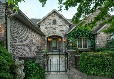 1002 Yellowstone St, Nixa, MO 65714 - photo 2