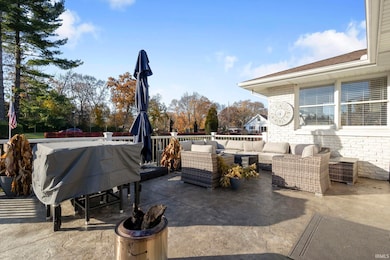 54865 Shorelane W, Elkhart, IN 46514 - photo 4