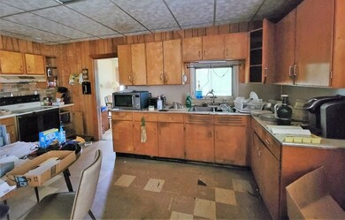 29 Sherman Ave, Orange, MA 01364 - photo 6