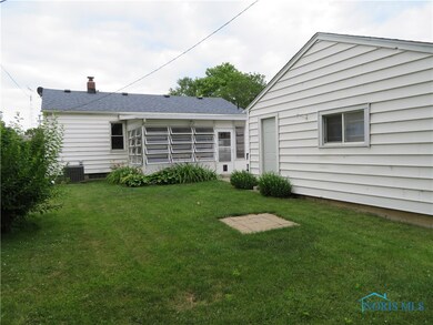 2903 113th St, Toledo, OH 43611 - photo 2