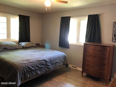 2258 Springbrook Ct, Grand Forks, ND 58201 - photo 6