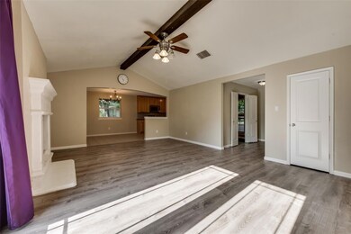 929 Warwick St, Bedford, TX 76022 - photo 3