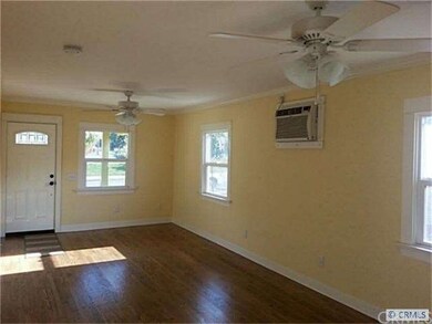 Bright & Open Floor Plan