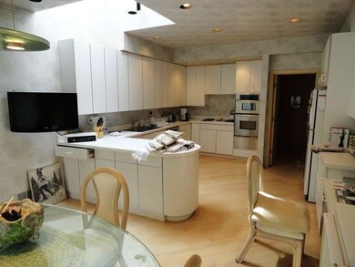 17941 Beth Ct, Homewood, IL 60430 - photo 3