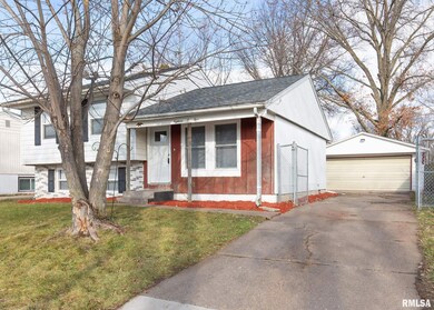1804 W 54th St, Davenport, IA 52806 - photo 2