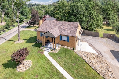 7872 Mount Carmel Rd, Verona, PA 15147 - photo 3