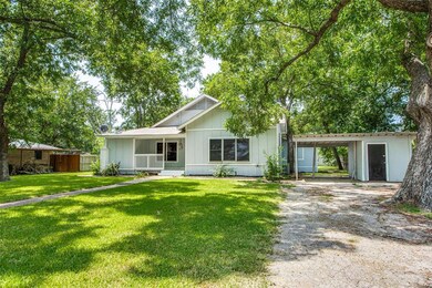 202 Grayson St, Pottsboro, TX 75076 - photo 3