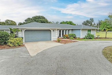 1516 Fox Creek Dr, Sarasota, FL 34240 - photo 4