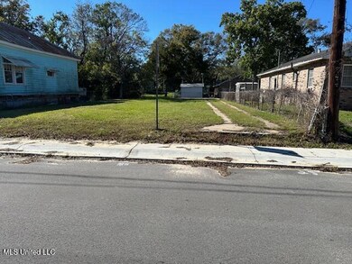 185 Claiborne St, Biloxi, MS 39530 - photo 4