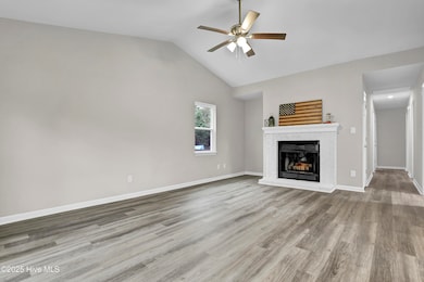 538 Shadowridge Rd, Jacksonville, NC 28546 - photo 4