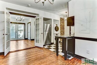 117 E Jones St unit Lower Carriage House, Savannah, GA 31401 - photo 7