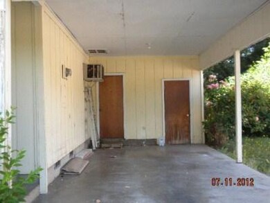 414 3rd St, Rogue River, OR 97537 - photo 2