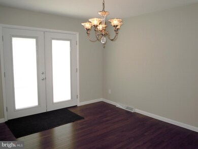 113 E Timonium Rd, Lutherville Timonium, MD 21093 - photo 3