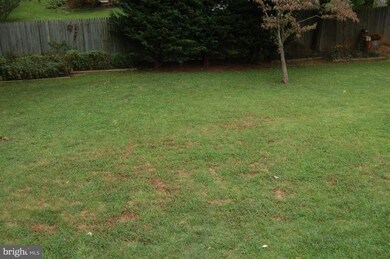 14228 Chadwick Ln, Rockville, MD 20853 - photo 2