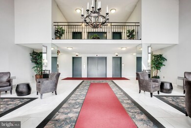 Hunting Creek Club unit 1605, Alexandria, VA 22303 - photo 5