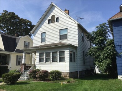 598 Spruce Ave, Sharon, PA 16146 - photo 2