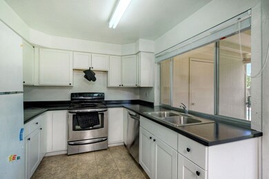 9002N55thdr009