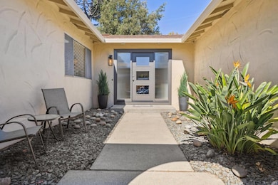 141 Carlisle Way, Sunnyvale, CA 94087 - photo 5