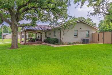 131 County Road 4899, Boyd, TX 76023 - photo 5