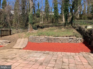 3216 28th Pkwy, Temple Hills, MD 20748 - photo 4