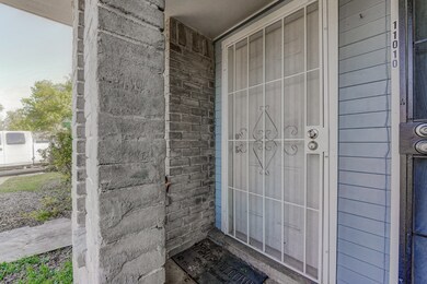 11012 Crenchrus Ct, Houston, TX 77086 - photo 7