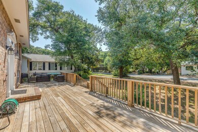 1010EAshleyAve12