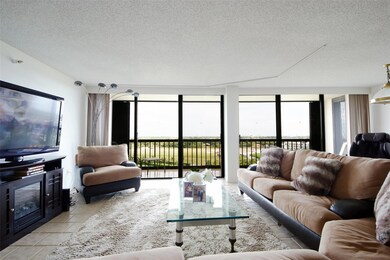 2480 Presidential Way unit 1103, West Palm Beach, FL 33401 - photo 2