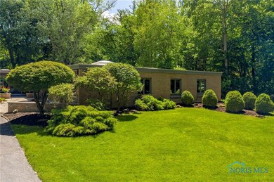 5124 Corey Rd, Toledo, OH 43623 - photo 4